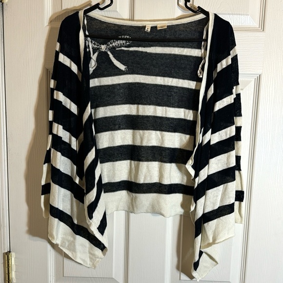 Anthropologie Moth Striped Bow Sweater XS‎ Black Ivory Batwing Hem - Picture 1 of 9